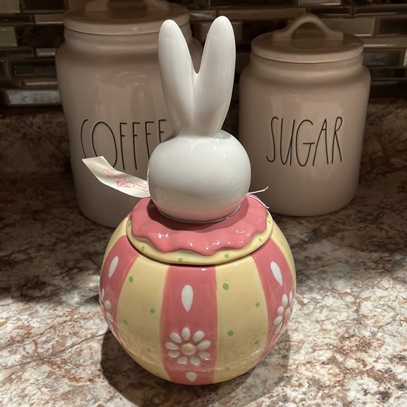 Johanna Parker Easter Bunny Canister - Picture 4 of 5